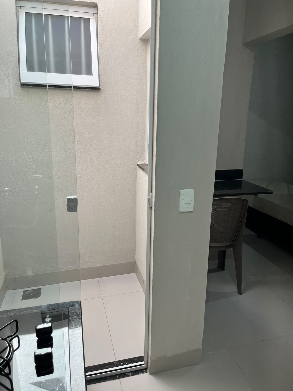 Box com box de vidro
